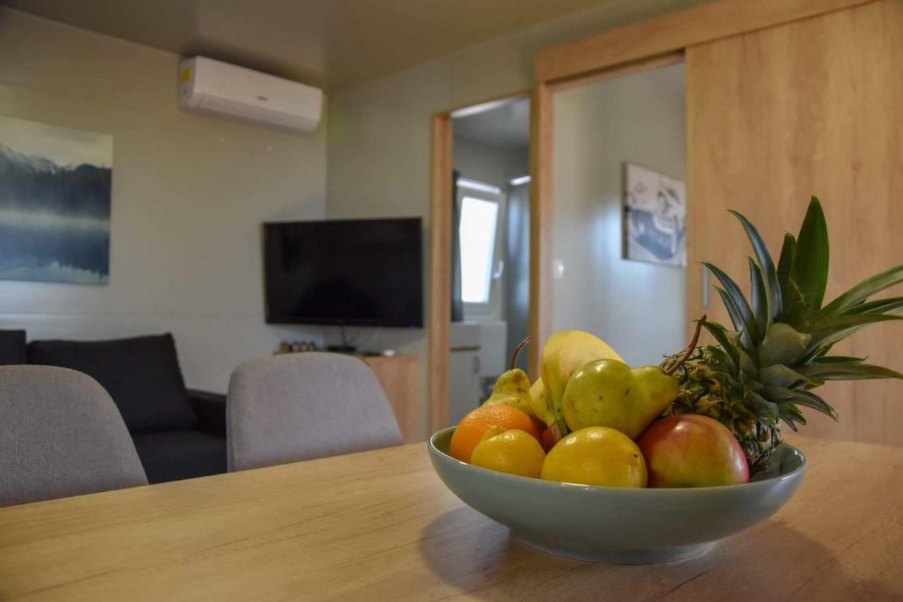 Mobile Home Laura 티스노 외부 사진